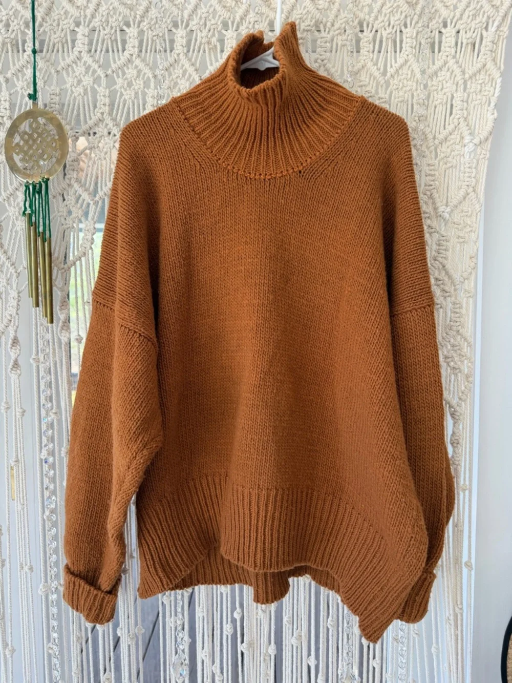 Babaà No.17 Wool Turtleneck Sweater – Nogal Brown – Oversized – One Size - Picture 5 of 8